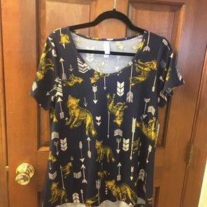 LuLaRoe NWT Classic Tee size M